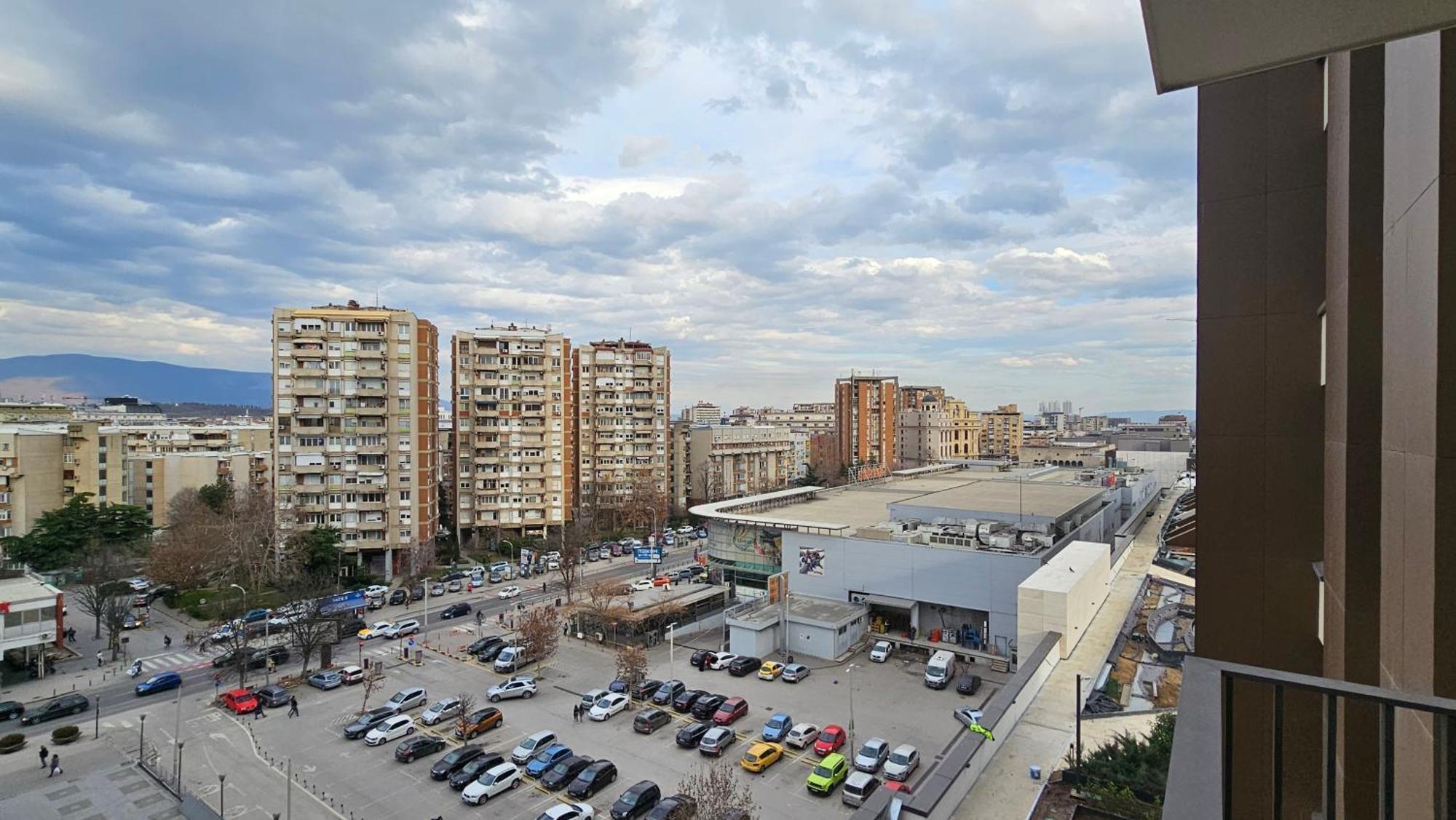 Anika Luxury Apartment At Diamond Center Skopje Bagian luar foto